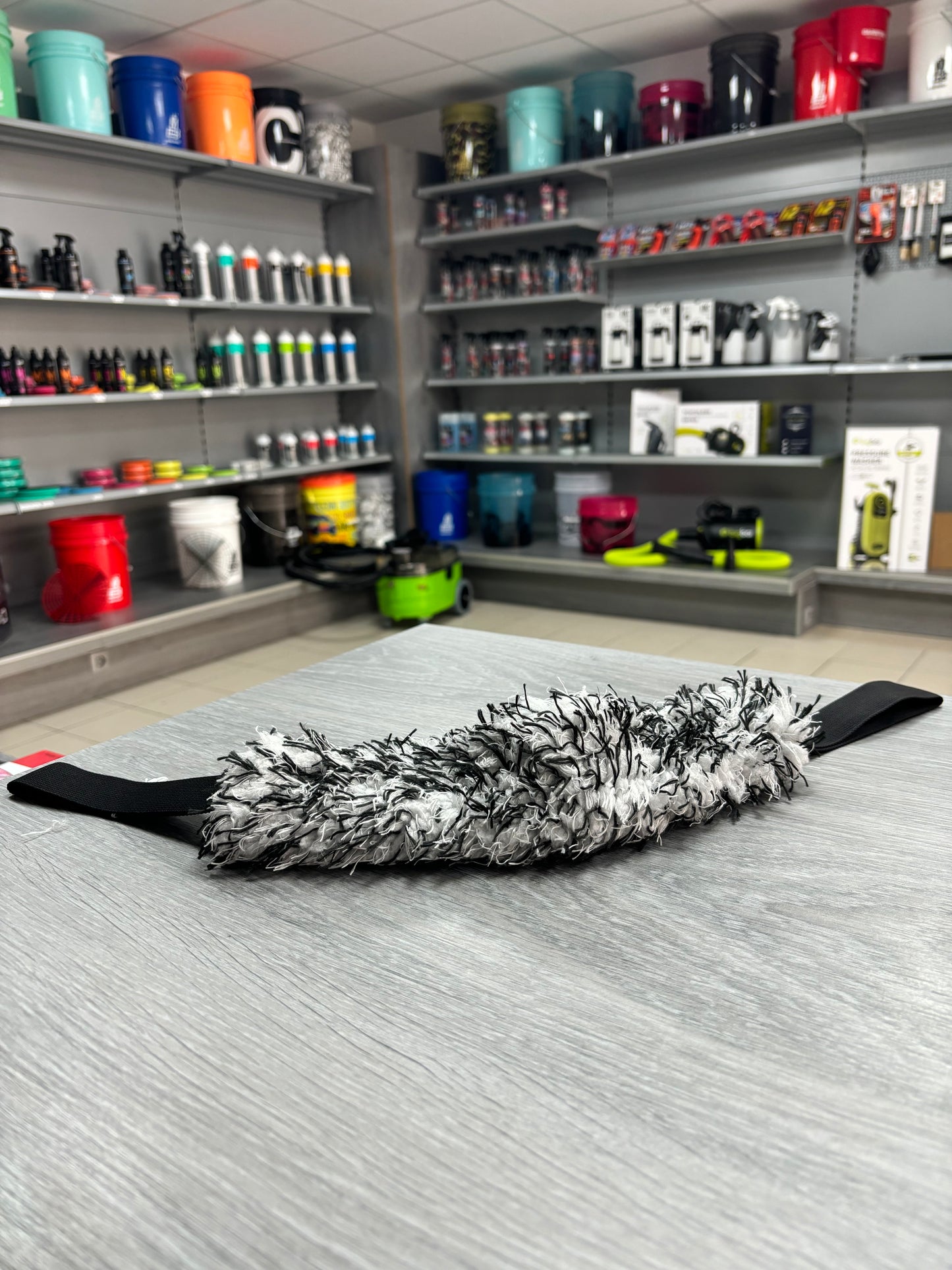 Wheel Mitt-Long - R&D Car Detailing Products