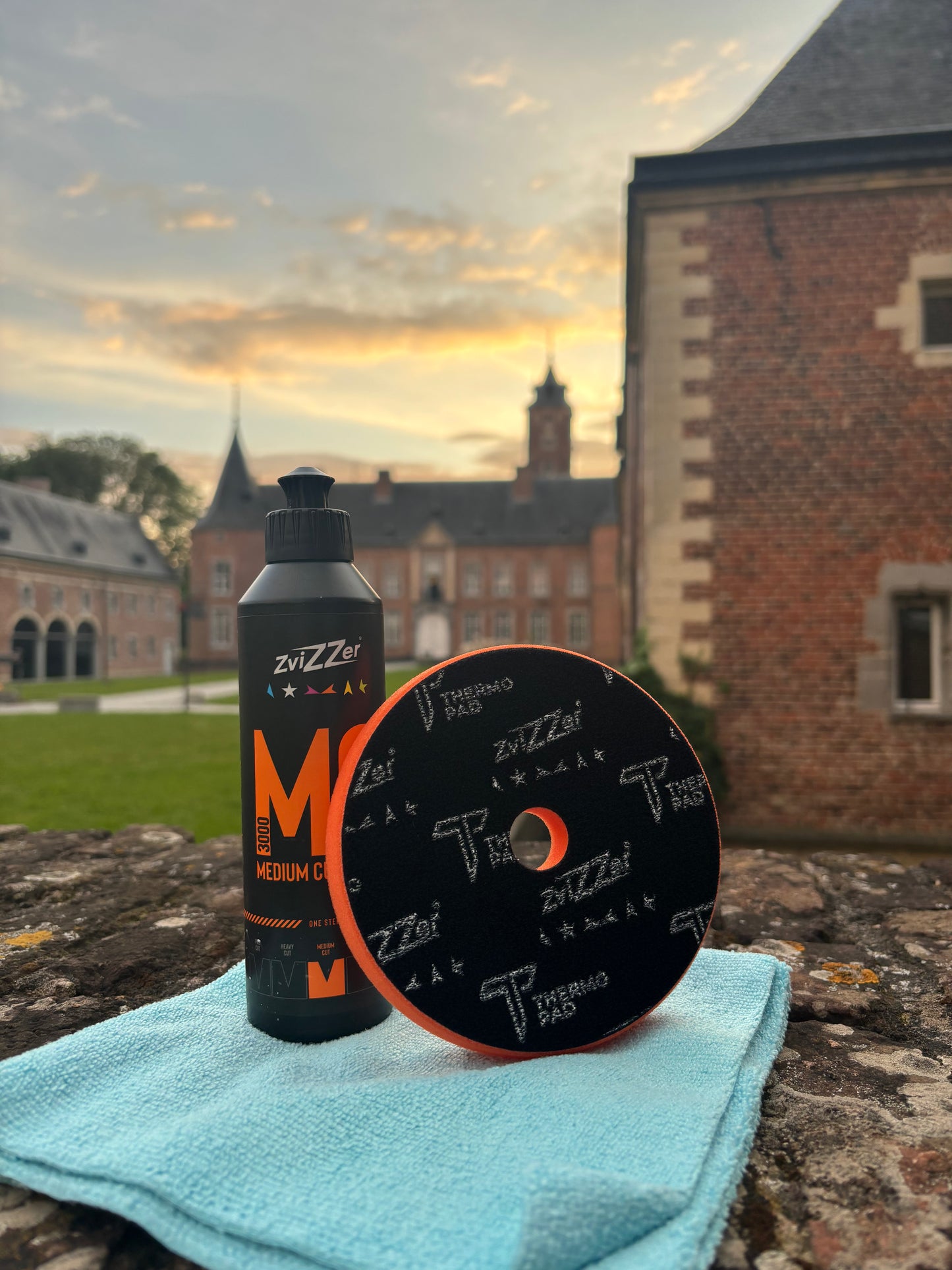 Zvizzer MC 3000 – Medium Cut polish, 250 ml