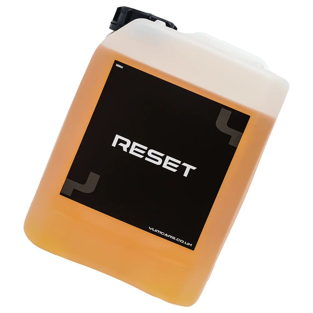 YumCars Reset – 3-in-1 Zure Autoshampoo